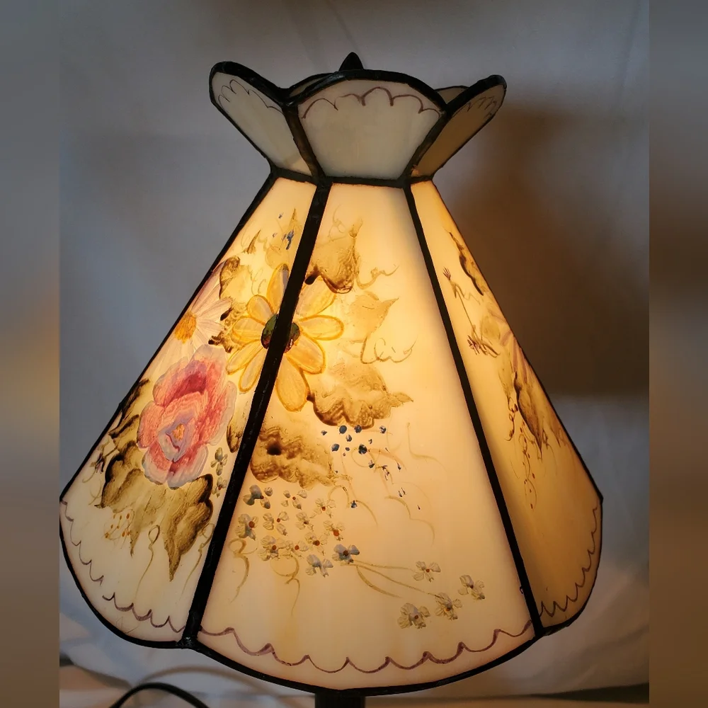 Dennis East International Vtg 2002 Floral Table Lamp Painted Shade Tiffany Style